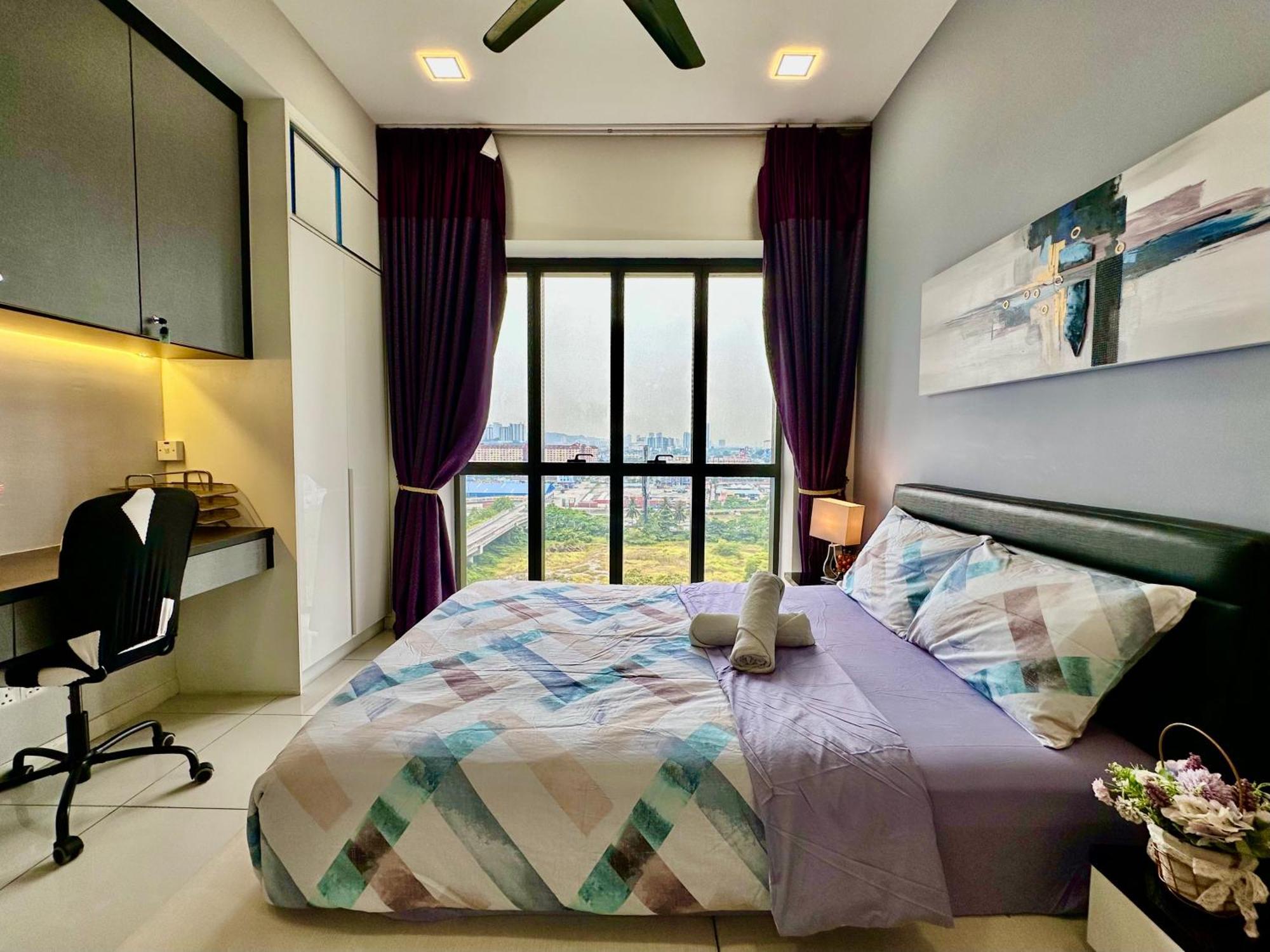 Takuro Homestay Петалинг Джая Екстериор снимка